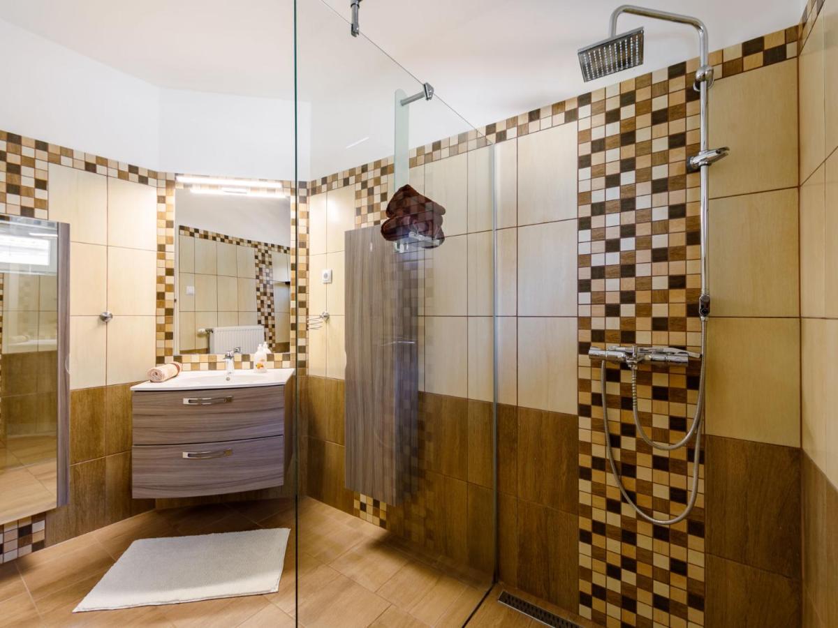 Holiday Home Ildiko By Interhome Балатонлеле Екстериор снимка